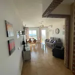 Levante דירה